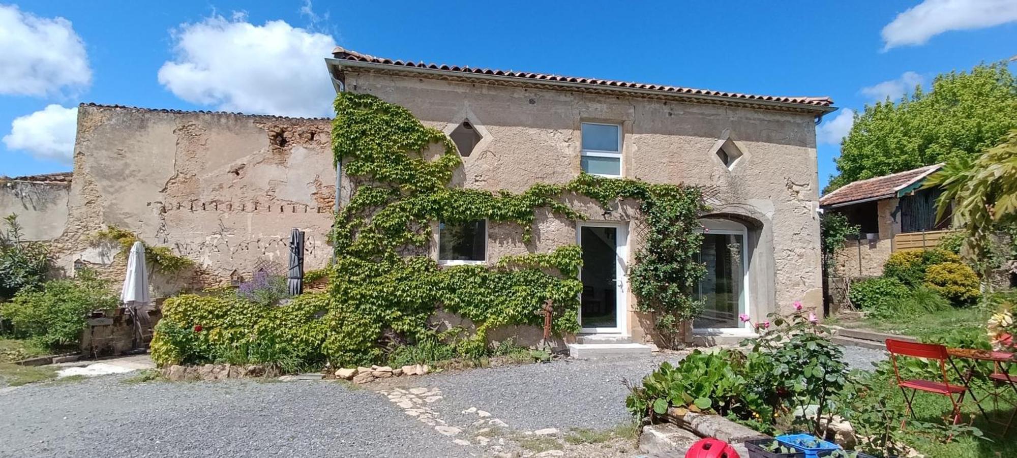 Maison Irondas Saint-Pierre-d'Aurillac Luaran gambar