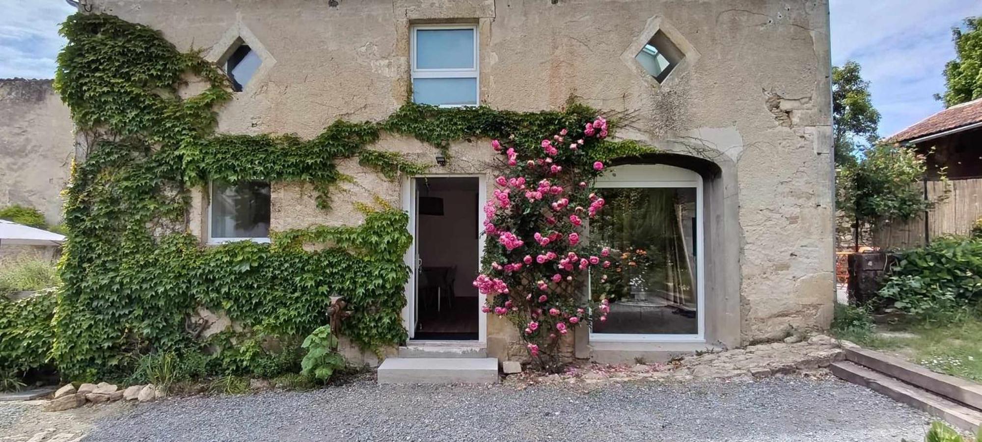 Maison Irondas Saint-Pierre-d'Aurillac Luaran gambar
