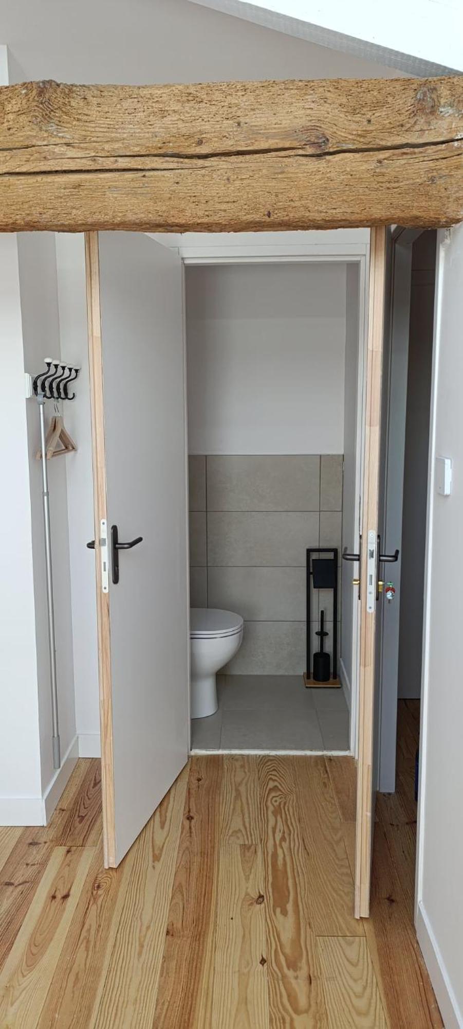 Maison Irondas Saint-Pierre-d'Aurillac Bilik gambar