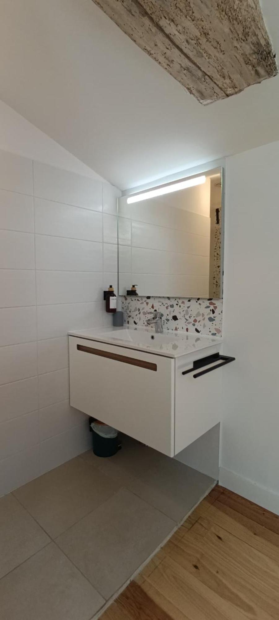 Maison Irondas Saint-Pierre-d'Aurillac Bilik gambar